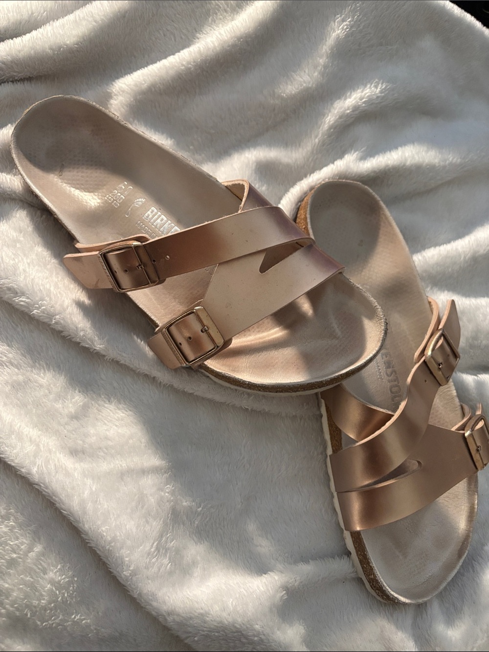 Birkenstock Two-Strap Sandals in Metallic Rose size 41/